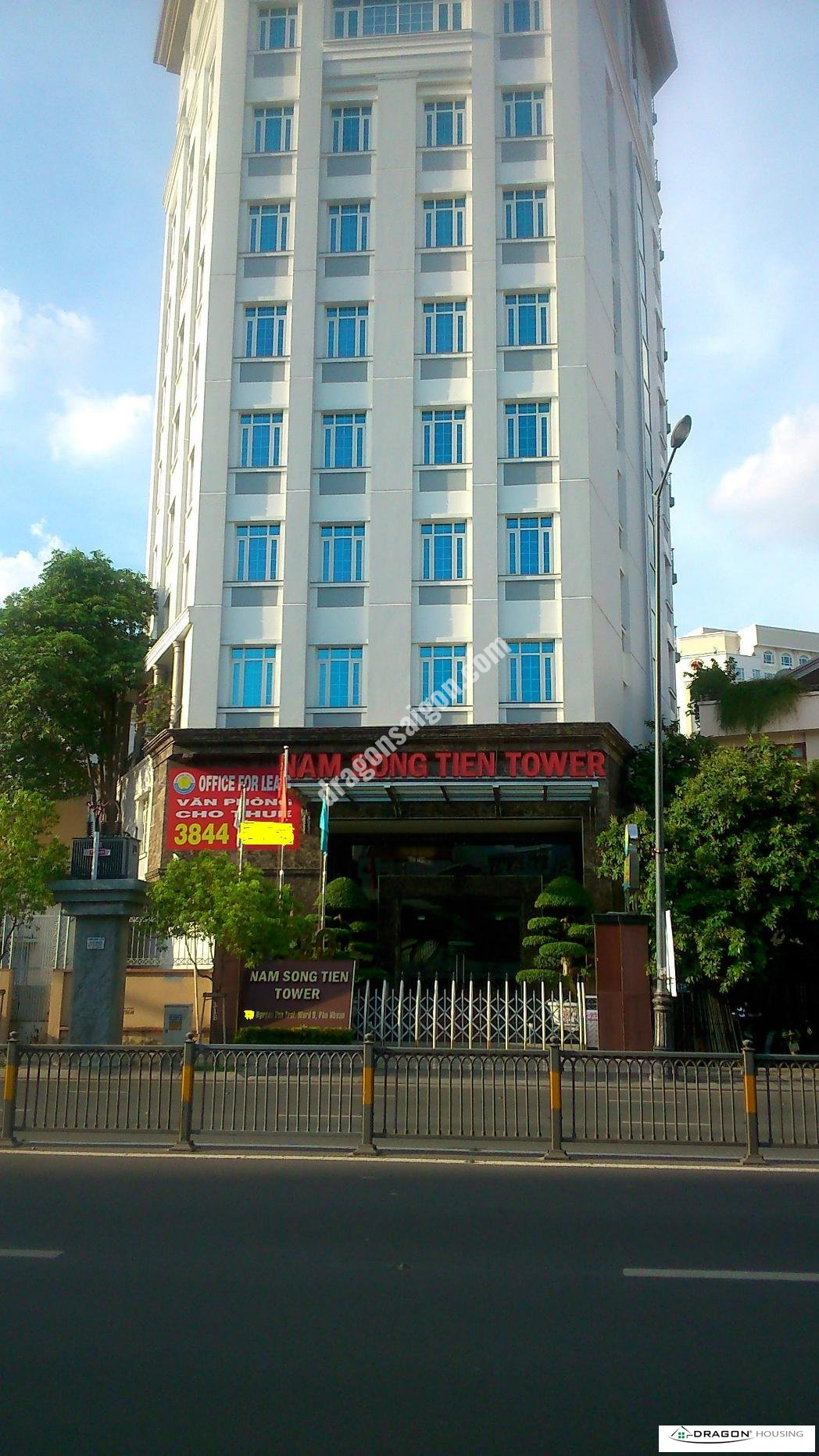 賃貸オフィス　ホーチミン   NAM SONG TIEN TOWER,  PHU NHUAN区,　ホーチミン市, ベトナム不動産賃貸